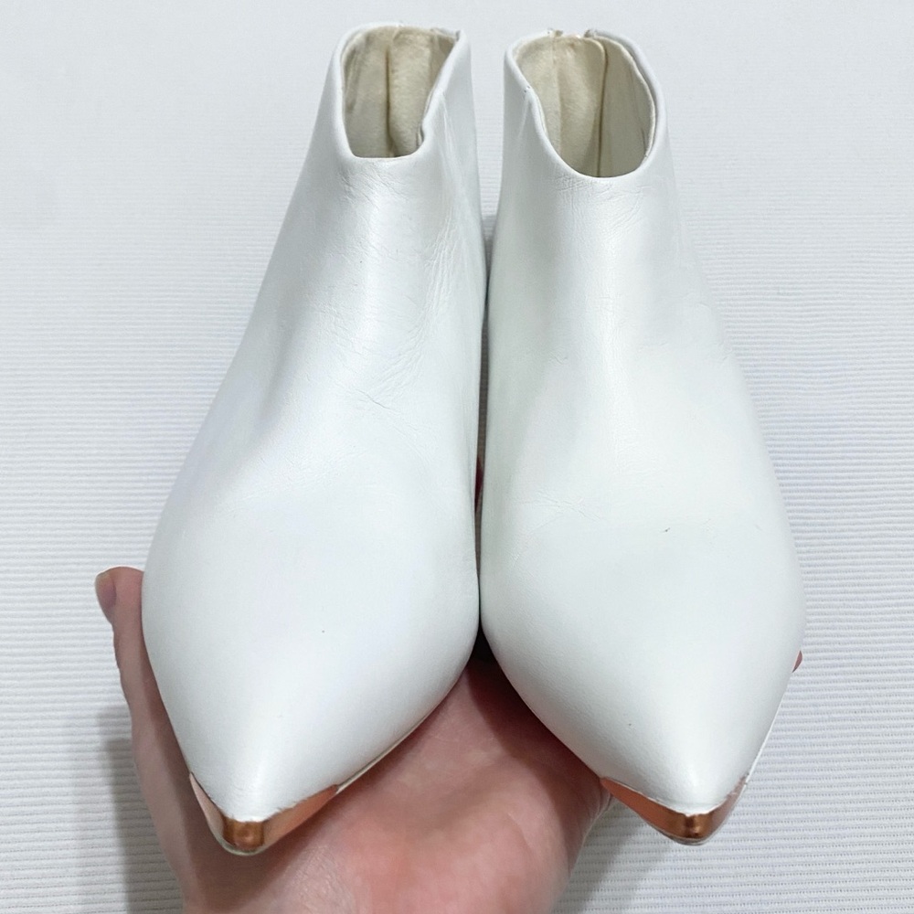 Ted Baker Gemie Slanted Heel White Leather Ankle Boot Bootie - Picture 5 of 13